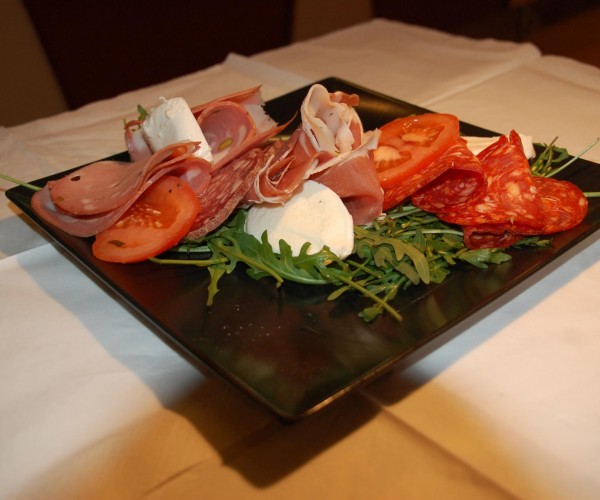 Cliquez pour agrandir Antipasti chez Tonino à Charenton Le Pont