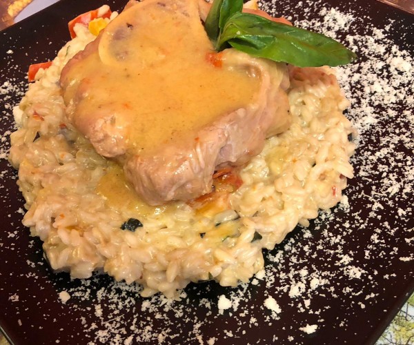 Cliquez pour agrandir De la viande chez Tonino, l'ossobucos à la milanaise